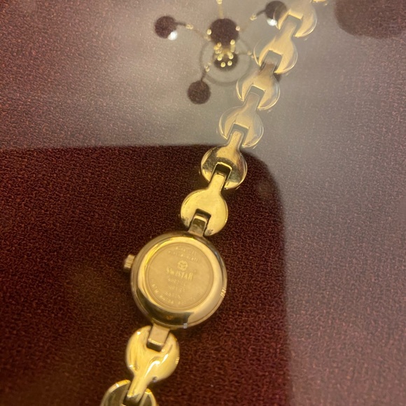 Watch - Picture 8 of 12